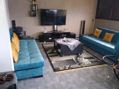 salons-canapes-salon-table-basse-zeralda-alger-algerie