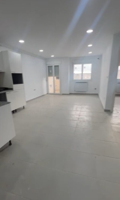 بيع شقة 5 غرف الجزائر بوزريعة