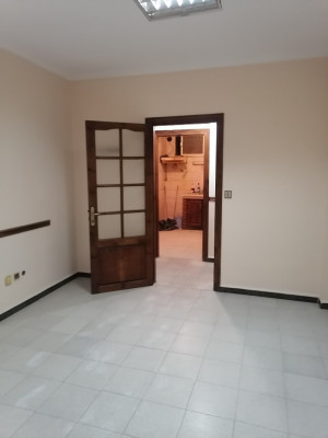 كراء شقة 3 غرف الجزائر المدنية