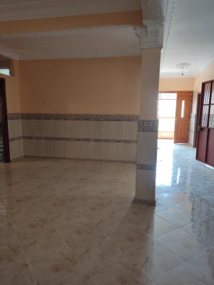 appartement-location-f4-mostaganem-algerie