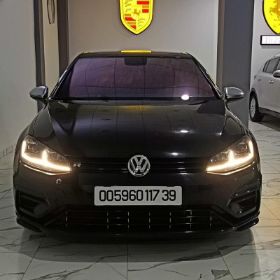 moyenne-berline-volkswagen-golf-7-2017-r-el-oued-algerie