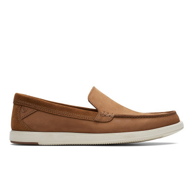 CLARKS Bratton Loafer