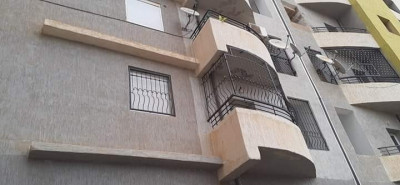 appartement-vente-f4-relizane-algerie