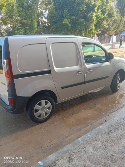 سيارات-renault-kangoo-2015-معسكر-الجزائر