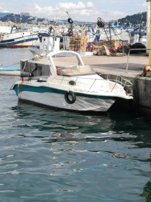 bateaux-rigide-bateau-moteur-monocoque-skikda-algerie