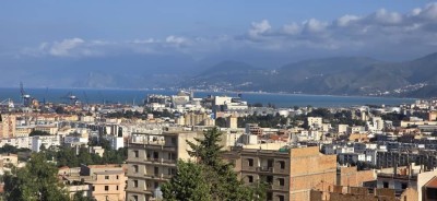 بيع شقة 5 غرف بجاية بجاية