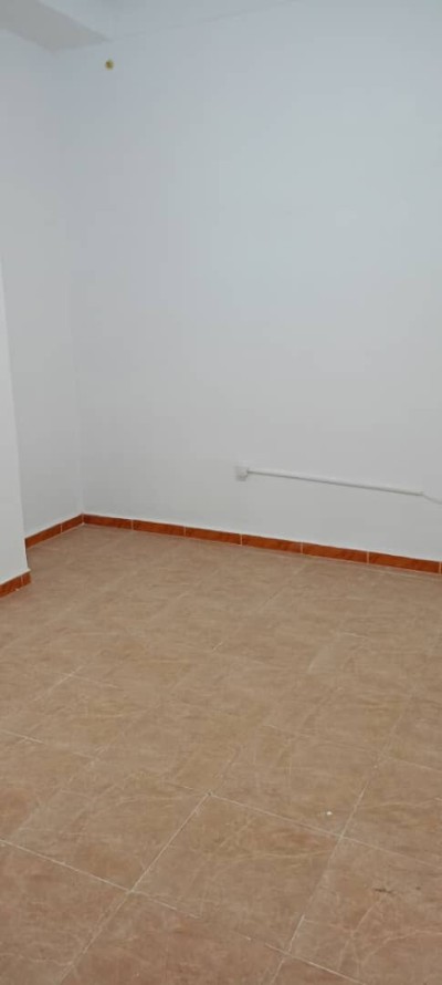 كراء شقة 3 غرف الجزائر الجزائر وسط