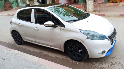 citadine-peugeot-208-2013-allure-cheria-tebessa-algerie