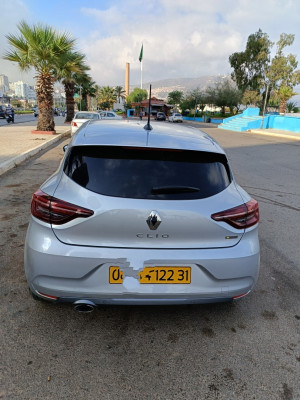 Renault Clio 5 Rs line 2023 1.5 dci 110 chevaux - Oran Algérie