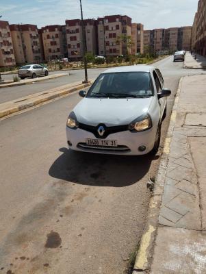 city-car-renault-clio-campus-2014-bye-oran-algeria