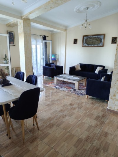 Vente Appartement F5 Alger Bouzareah