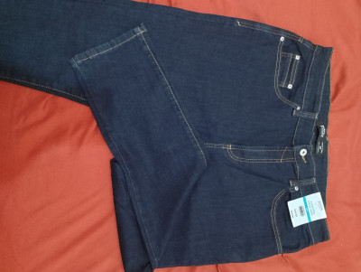 jeans-et-pantalons-jean-burton-douera-alger-algerie