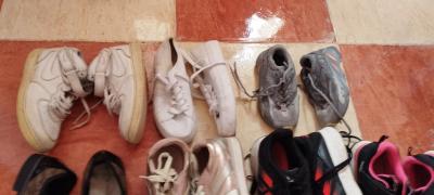 آخر-plusieurs-chaussures-et-baskets-الشلف-الجزائر