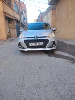 سيارة-صغيرة-hyundai-grand-i10-2018-عين-بنيان-الجزائر