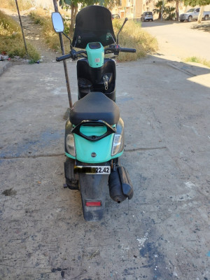 motos-scooters-estate-vms-2022-cherchell-tipaza-algerie