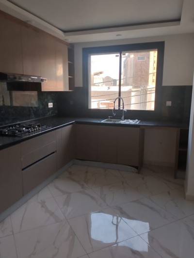 بيع شقة 3 غرف الجزائر القبة