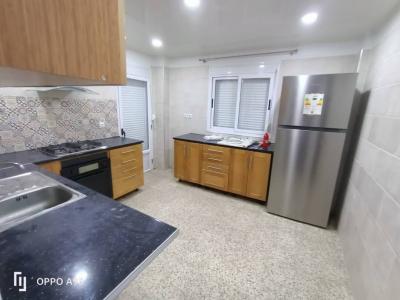 بيع شقة 4 غرف الجزائر سعيد حمدين