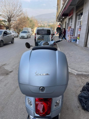 motos-scooters-piaggio-2022-blida-algerie