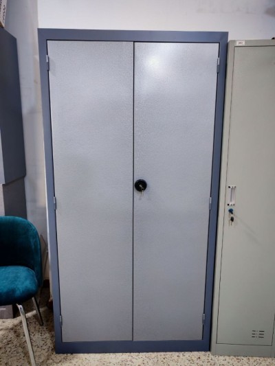 Armoire métallique 2 portes avec clé