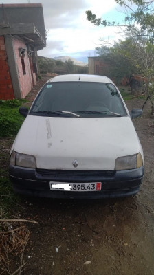 citadine-renault-clio-1-1995-japonaise-ferdjioua-mila-algerie