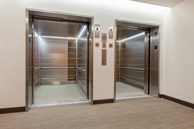 بناء-و-أشغال-installation-ascenseur-elevator-lifts-monte-charge-escaliers-بئر-خادم-الجزائر