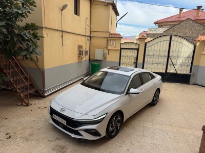 Hyundai Elantra 2025 Glx