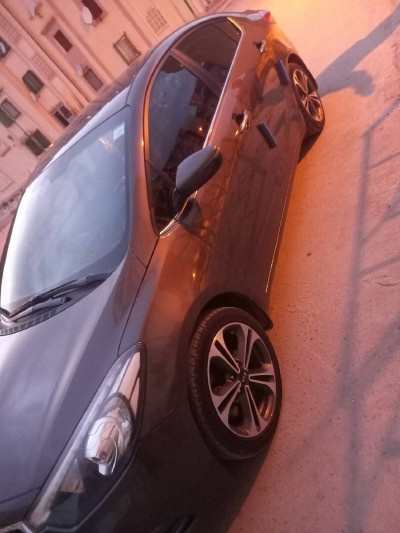 سيارات-kia-cerato-2014-sx-premium-الشريعة-تبسة-الجزائر
