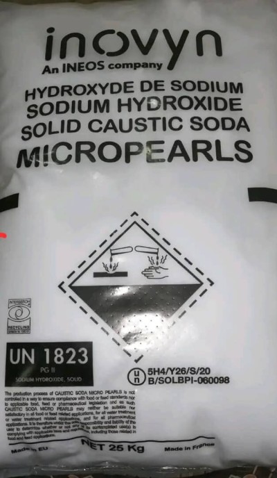 Soude caustique microperlé 