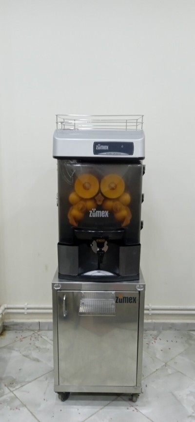 Machine a jus d'orange ZUMEX