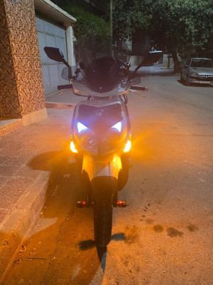 motos-et-scooters-sym-hd-2-2020-el-harrach-alger-algerie