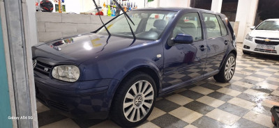 moyenne-berline-volkswagen-golf-4-1999-tazoult-batna-algerie