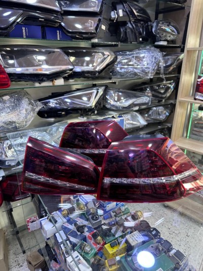 Feu arrière golf 7 r20 