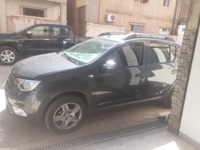 voitures-dacia-sandero-2018-stepway-restylee-alger-centre-algerie