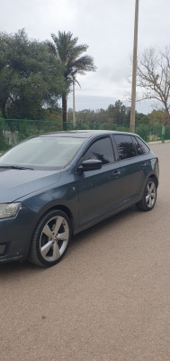 break-familiale-skoda-rapid-spaceback-2014-style-staoueli-alger-algerie