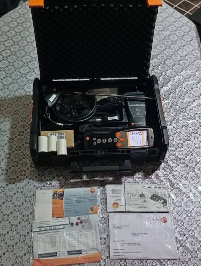 Analyseur professionnel des gaz de combustion Testo 330-2 LL