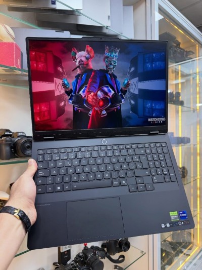 [VENDU] Lenovo Légion Pro5 Gen10 GAMING IA16 i9-14900HX 32Gqb/1TB RTX5070