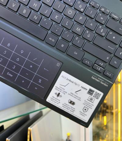Vendu Asus ZenBook Flip 13 i7-11eme 16GB/512GB Tactile X360, Intel Iris Xe graphics