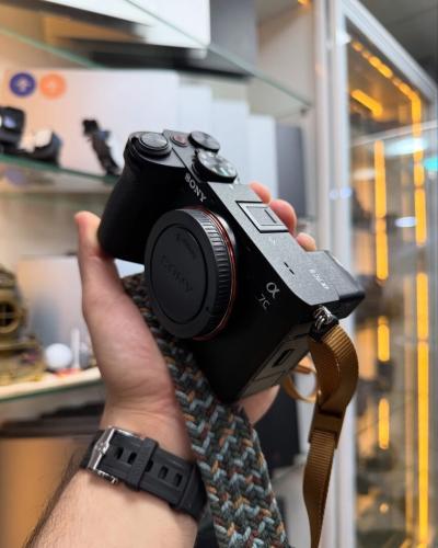 Sony a7 C Mark || 1K Clics Disponible Chez Morsi store dz