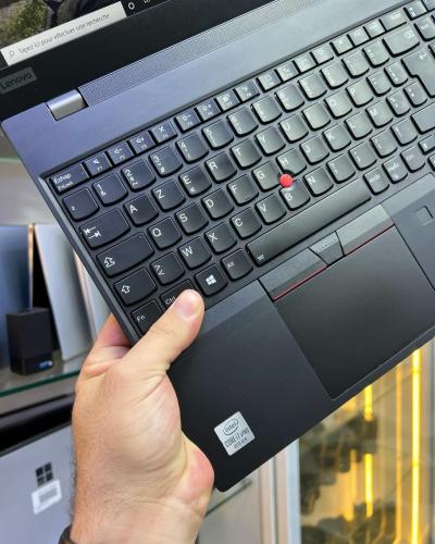 Workstation ThinkPad P15S 