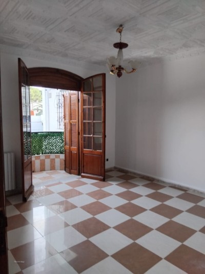 Location Appartement Niveau de villa F3 Alger Kouba