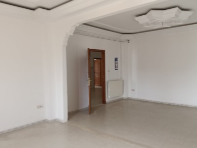 كراء شقة 6 غرف الجزائر بن عكنون