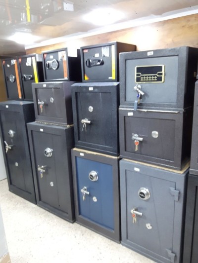 COFFRE FORT Différents Modèles & Dimensions 