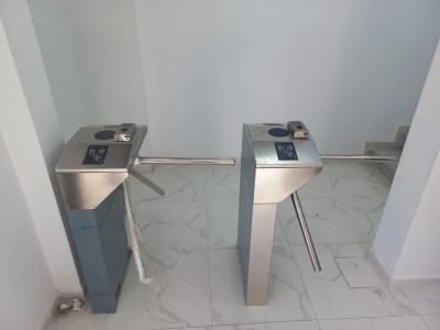 Tourniquet tripode pleine hauteur, pointeuse