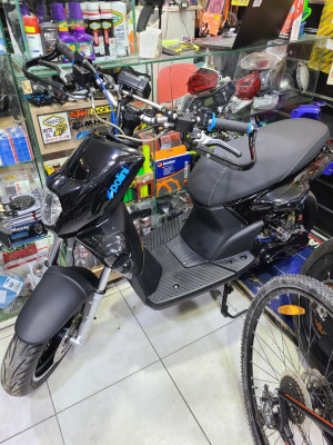 MBK Booster 180 cc Malossi  Scooter yamaha, Scooter de cyclomoteur, Scooter