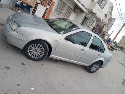 voitures-volkswagen-bora-2000-hammamet-tebessa-algerie