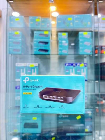TP-LINK SWITCH DE BUREAU TL-SG1005D - 5 PORTS GIGABIT - 1000 MBPS - NOIR