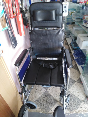طب-و-صحة-fauteuil-roulant-lit-avec-gard-rob-عين-طاية-الجزائر
