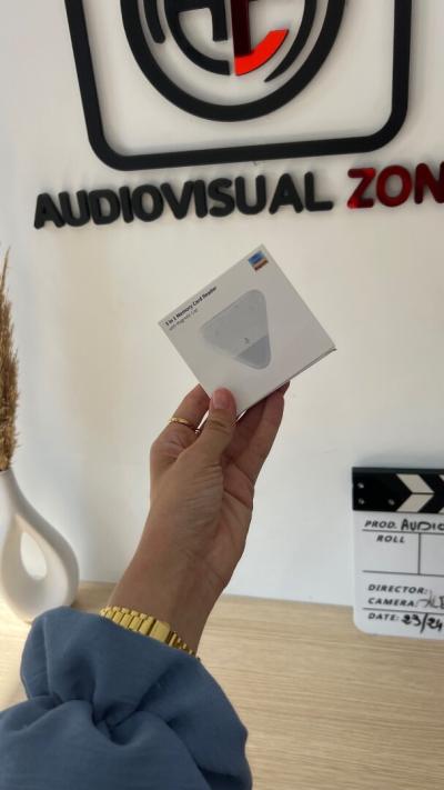 3 in 1 Memory Card Reader