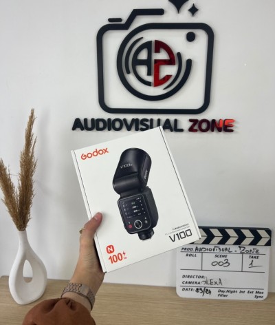 Godox V100