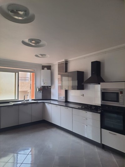 بيع شقة دوبلكس 5 غرف الجزائر بوزريعة